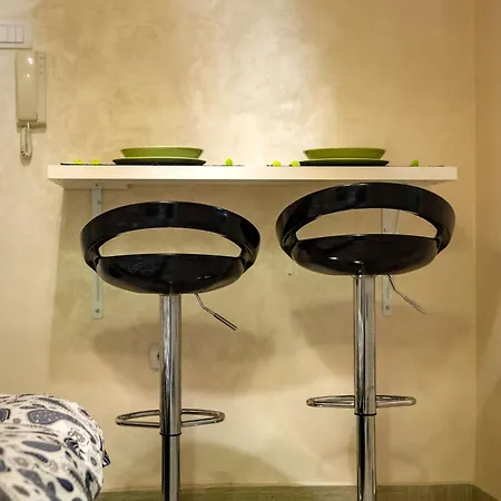 Apartament Charm Modern 2br Apt-free Parking Near *